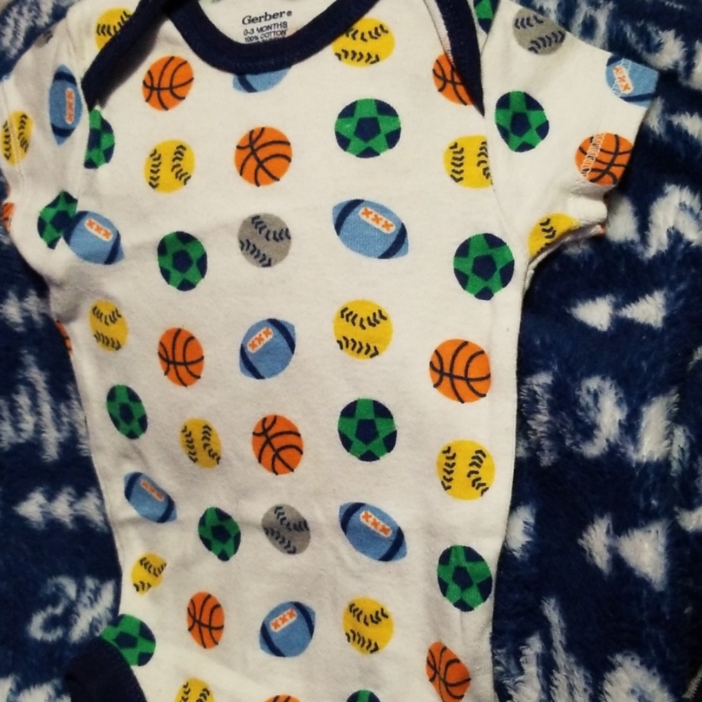 Baby clothes